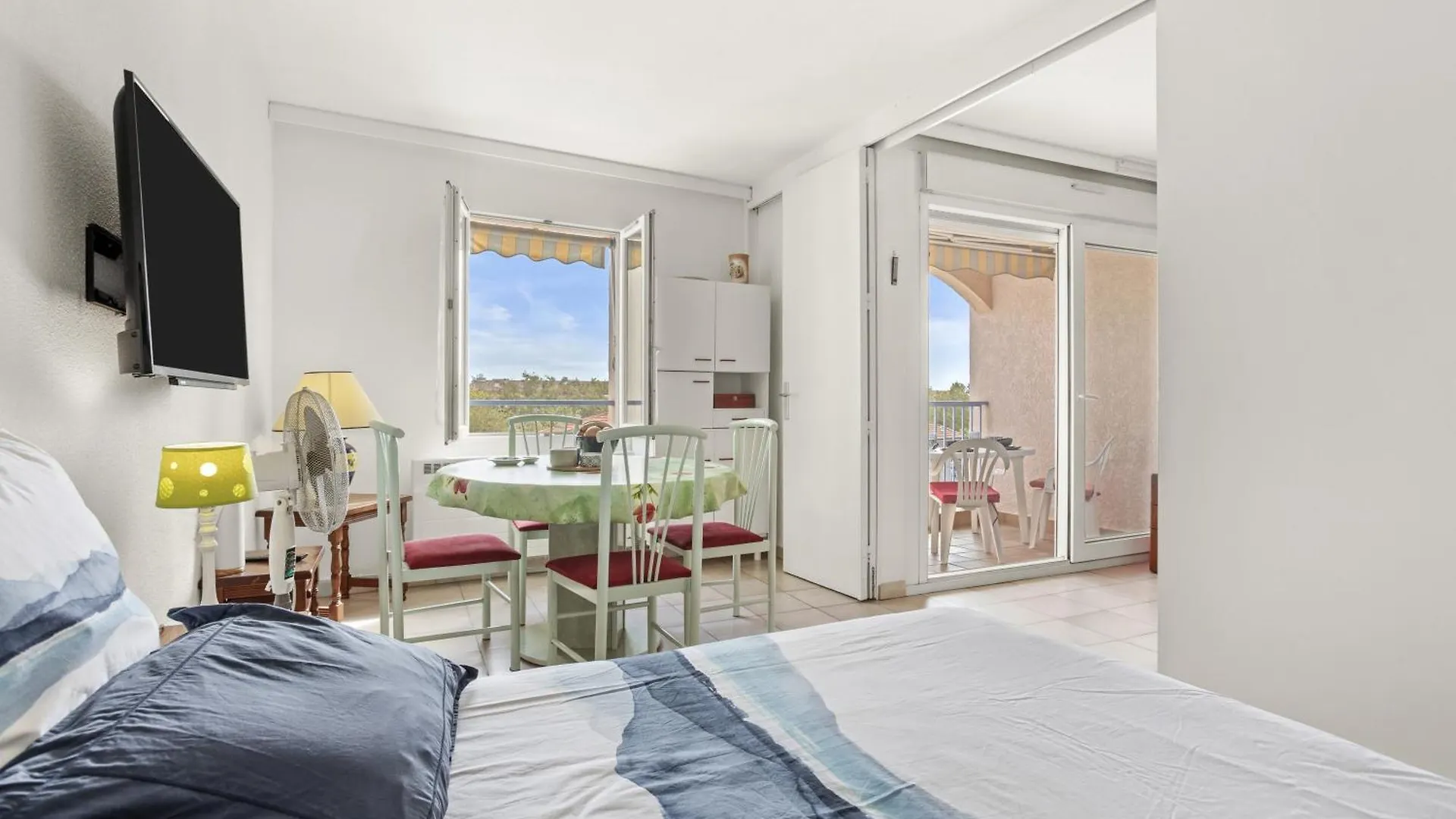 Appartement A 200 M De La Mer Frejus 0*,  France