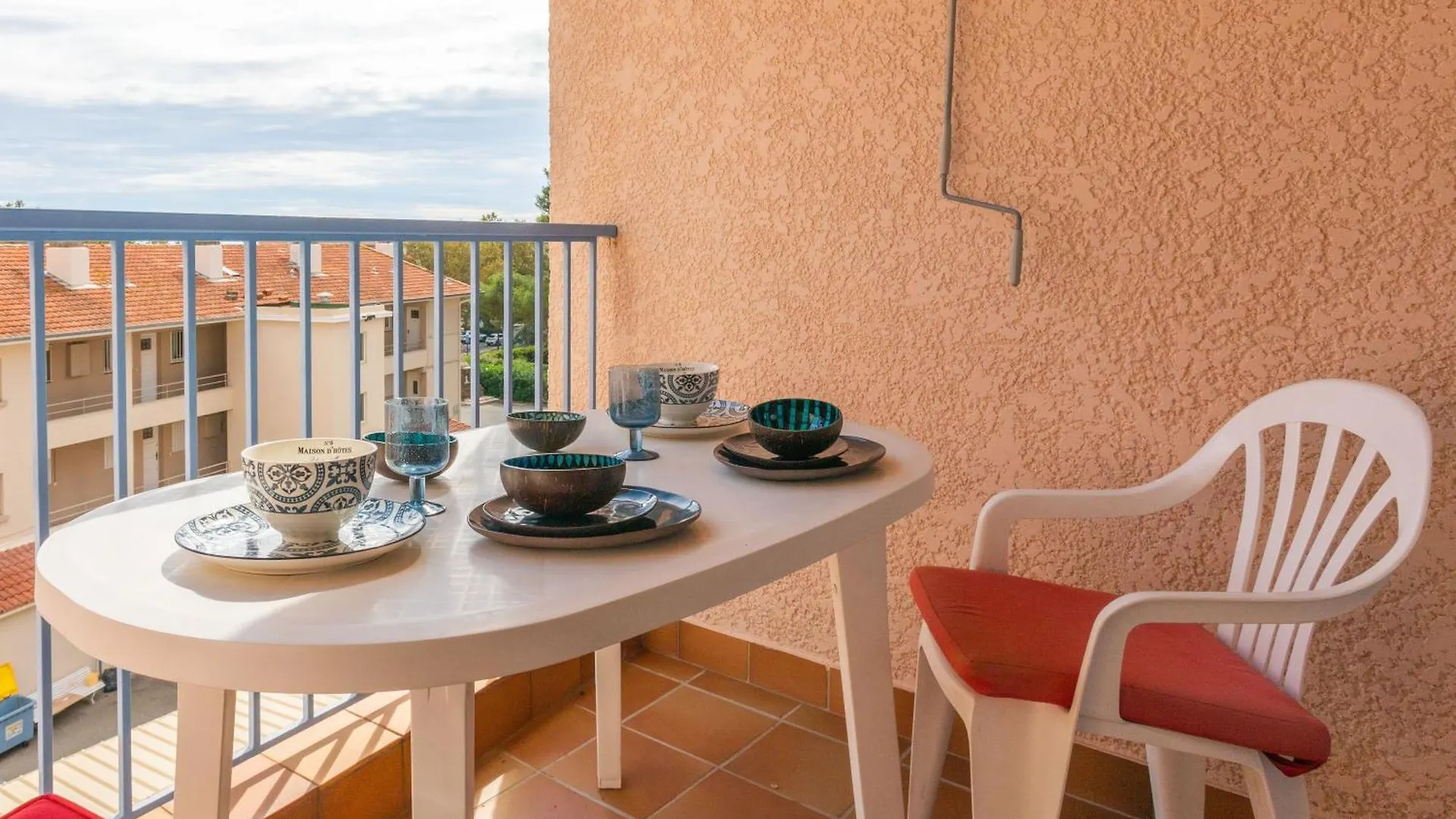 Apartment Appartement A 200 M De La Mer Frejus France