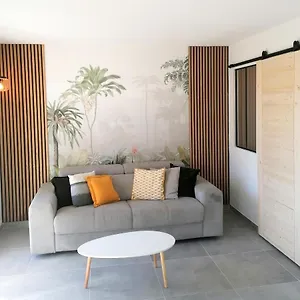  Appartamento Studio Calme 5 Min De La Plage, 1 Min Centre